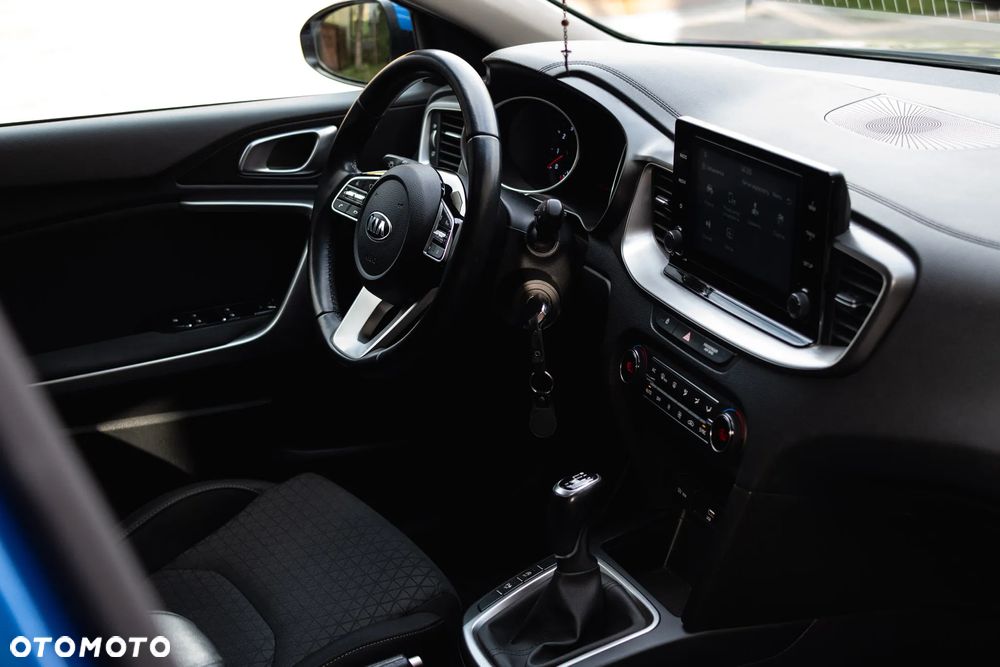 Kia XCeed 1.4 T-GDI M - 11