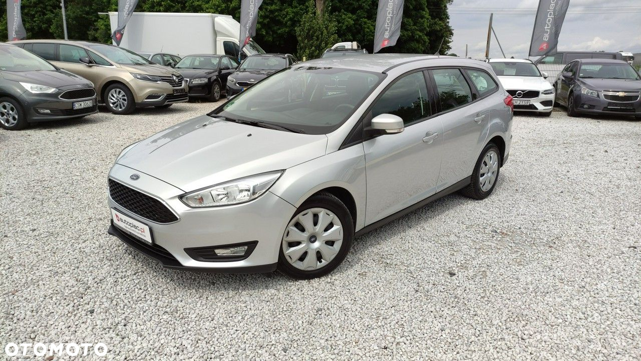 Ford Focus - 12