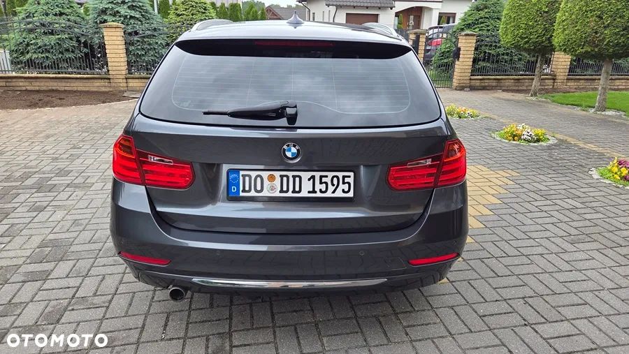 BMW Seria 3 320d Efficient Dynamics Edition Sport Line - 16
