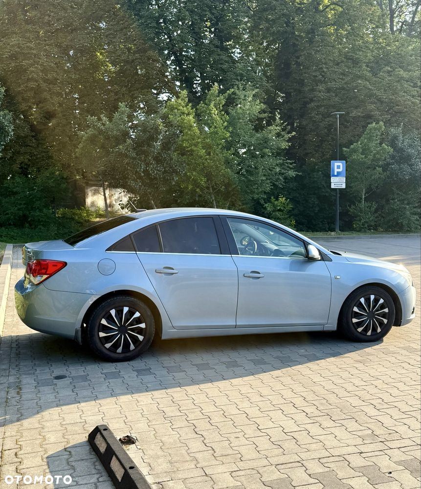 Chevrolet Cruze - 5