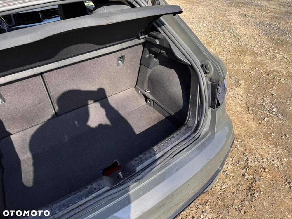 Audi A1 Sportback 30 TFSI S line - 32