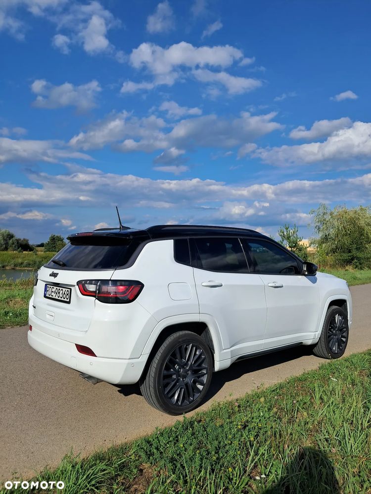 Jeep Compass - 4