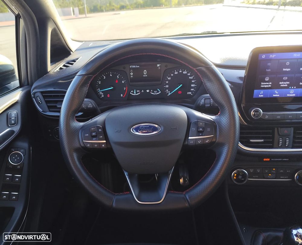 Ford Fiesta 1.0 EcoBoost MHEV ST-Line - 14