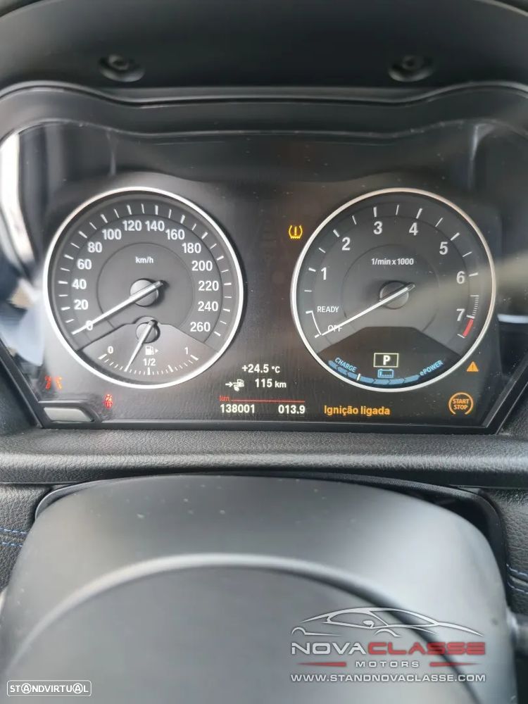 BMW 225xe Active Tourer Pack M - 12