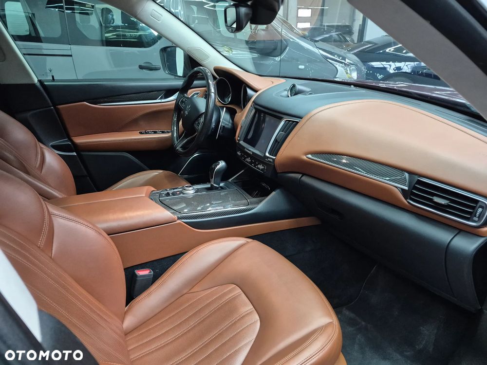 Maserati Levante Diesel Granlusso - 9