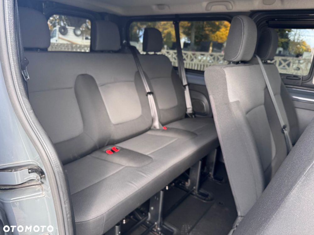 Renault Trafic - 17