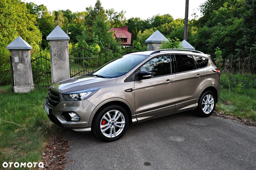 Ford Kuga 2.0 TDCi 4x4 ST-Line - 9