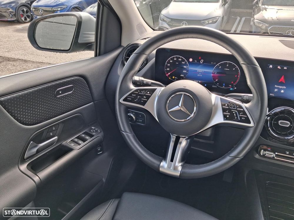 Mercedes-Benz B 180 d - 15