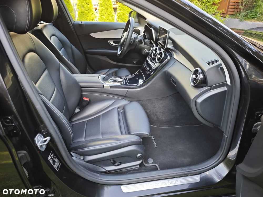 Mercedes-Benz Klasa C 180 9G-TRONIC - 8