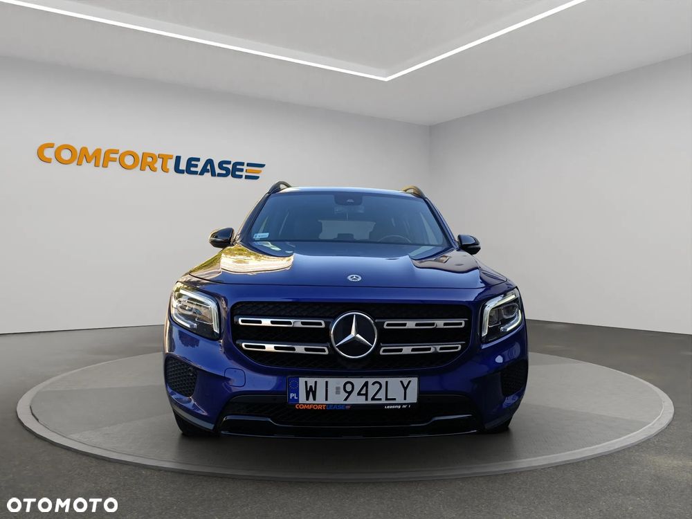 Mercedes-Benz GLB 200 Progressive 7G-DCT - 2
