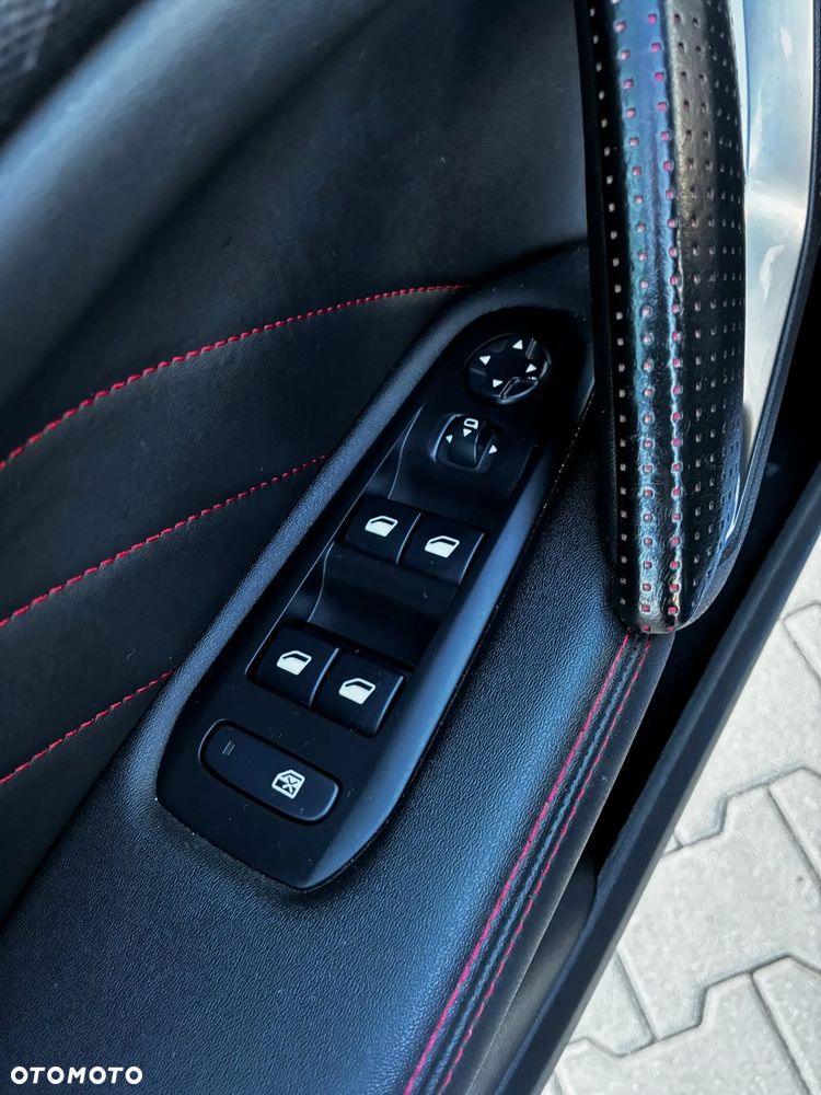 Peugeot 308 BlueHDi FAP 130 Stop & Start GT - 15