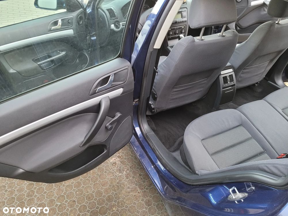 Skoda Octavia 2.0 FSI Ambiente - 20