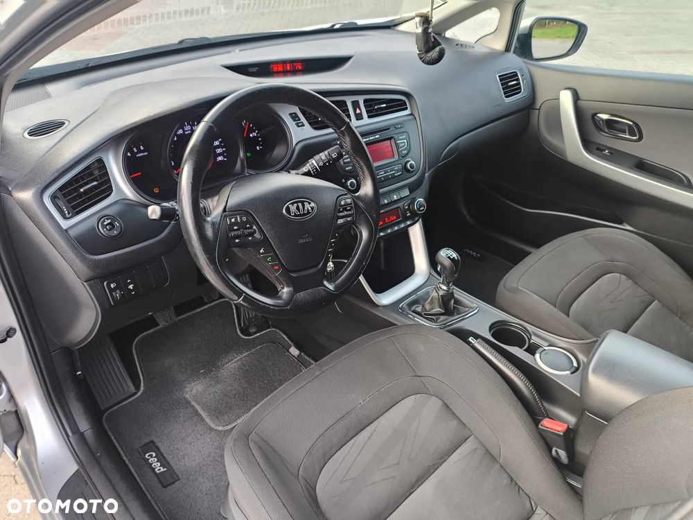 Kia Ceed 1.6 CRDi L - 15