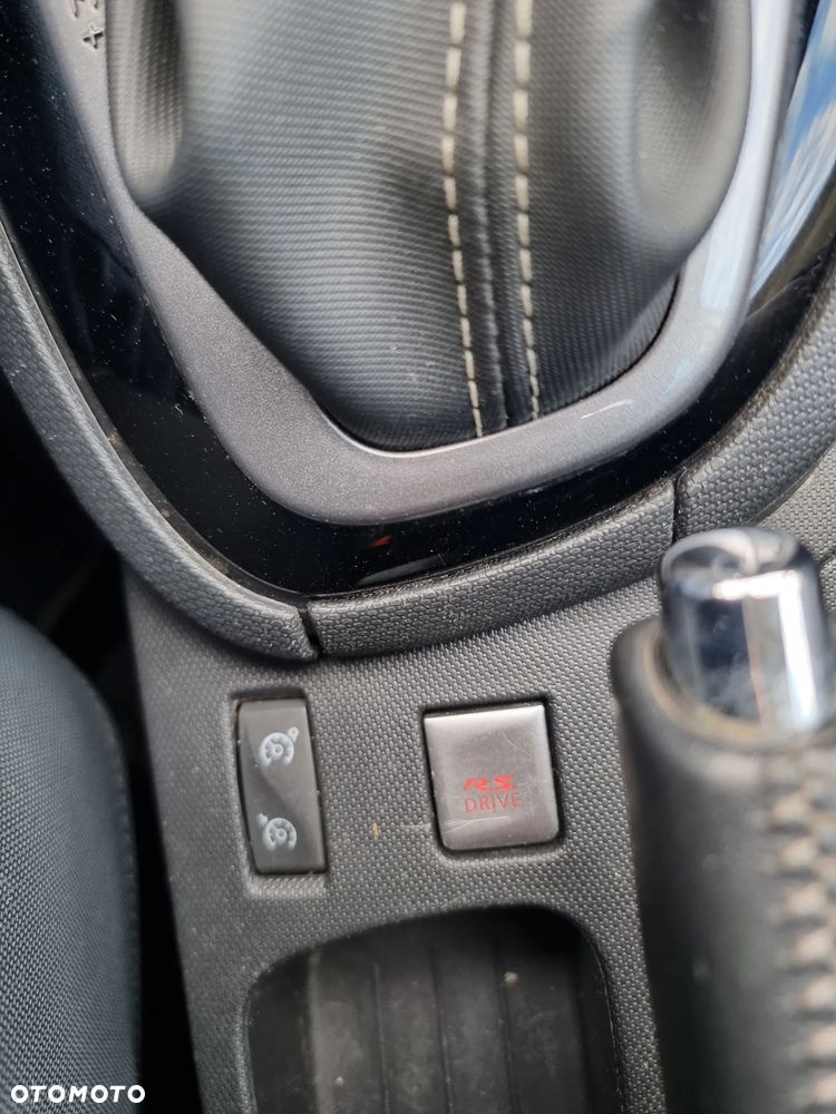 Renault Clio - 11