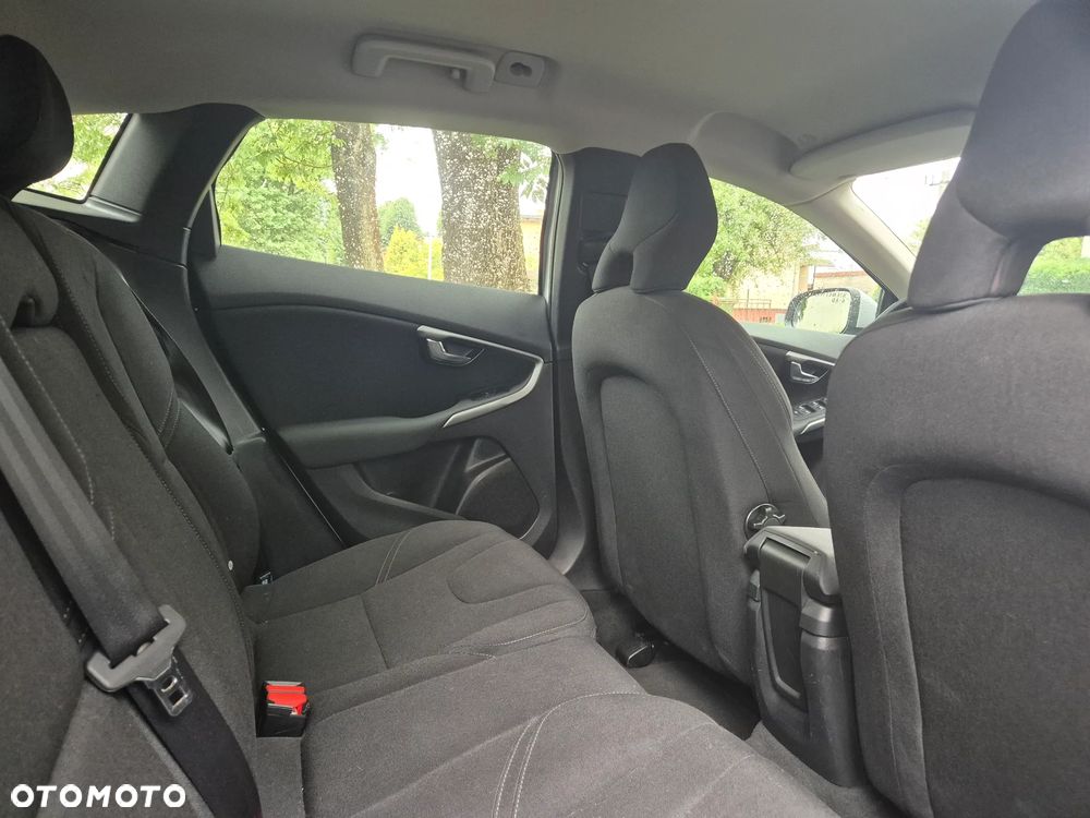 Volvo V40 D2 Drive-E Kinetic - 12