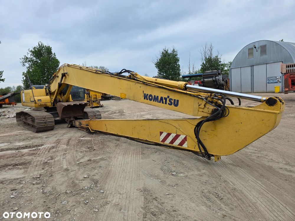 Komatsu PC240 LC8 LONG 18m - 25