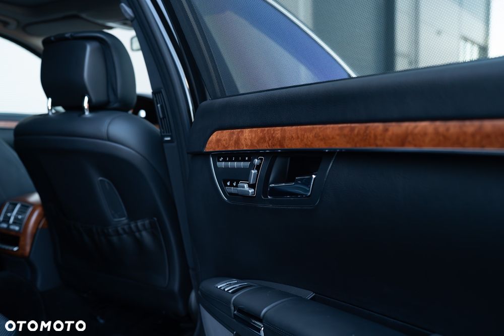 Mercedes-Benz Klasa S 500 L 7G-TRONIC - 32