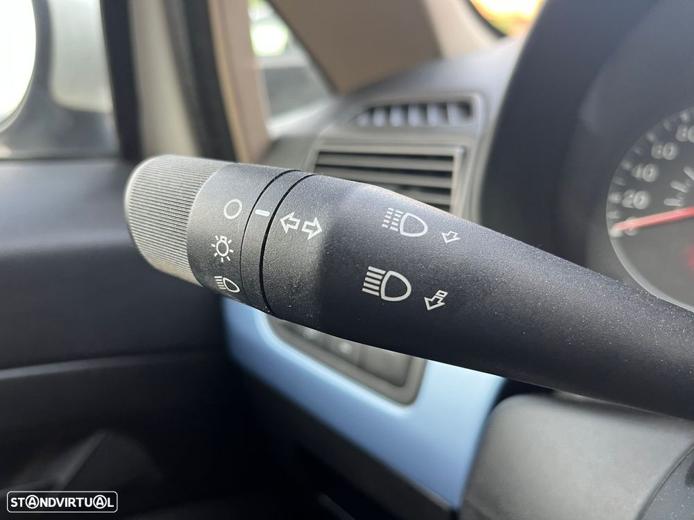 Fiat Grande Punto 1.2 Active - 21