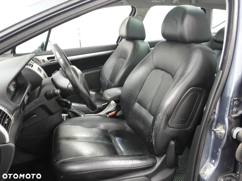 Peugeot 407 - 21