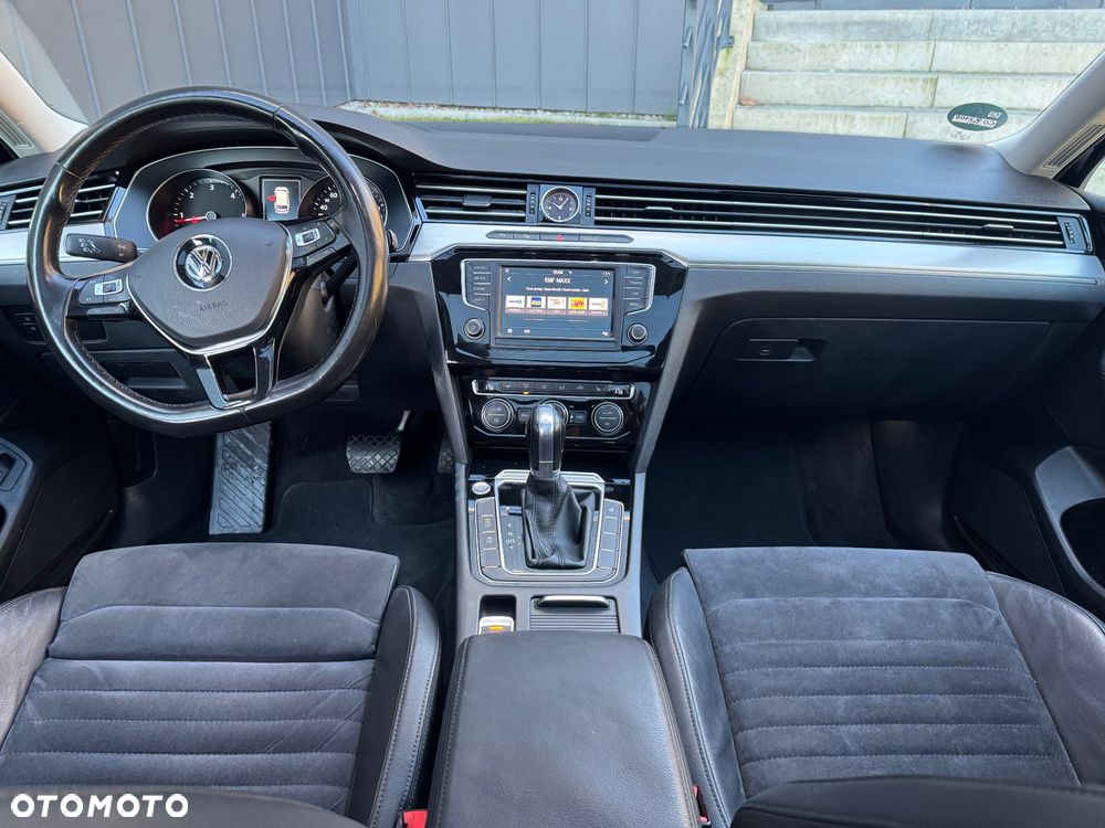 Volkswagen Passat 2.0 TDI SCR DSG Highline - 21