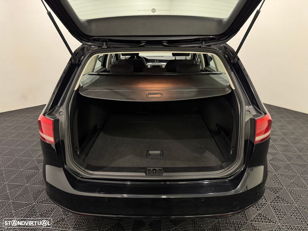 VW Passat Variant 1.6 TDI Confortline - 51