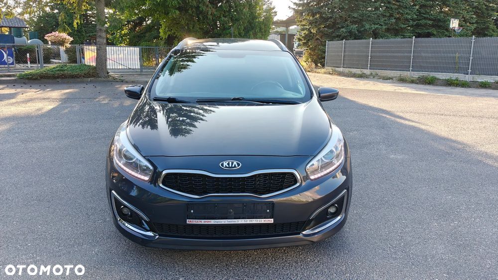 Kia Ceed - 3