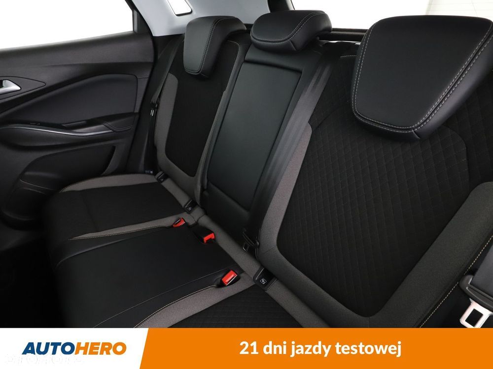 Opel Grandland X 1.2 T GPF Design Line S&S - 14