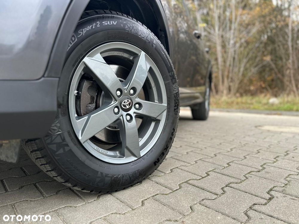 Toyota RAV4 - 13