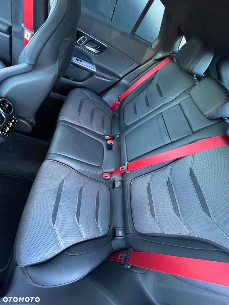 Mercedes-Benz GLC 2025