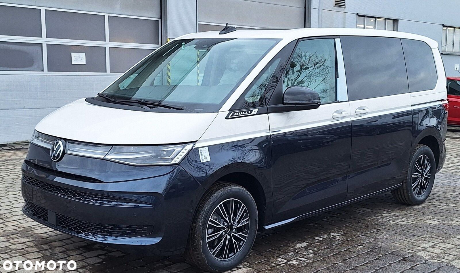 Volkswagen Multivan - 9