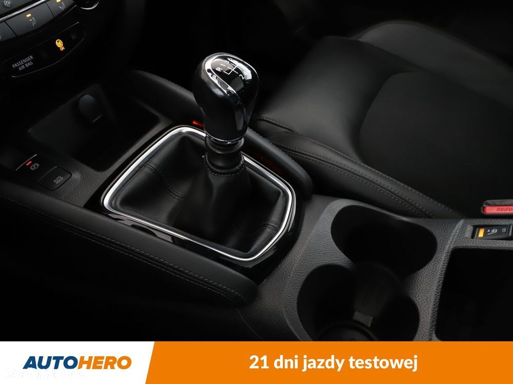 Nissan Qashqai 1.2 DIG-T Tekna - 24