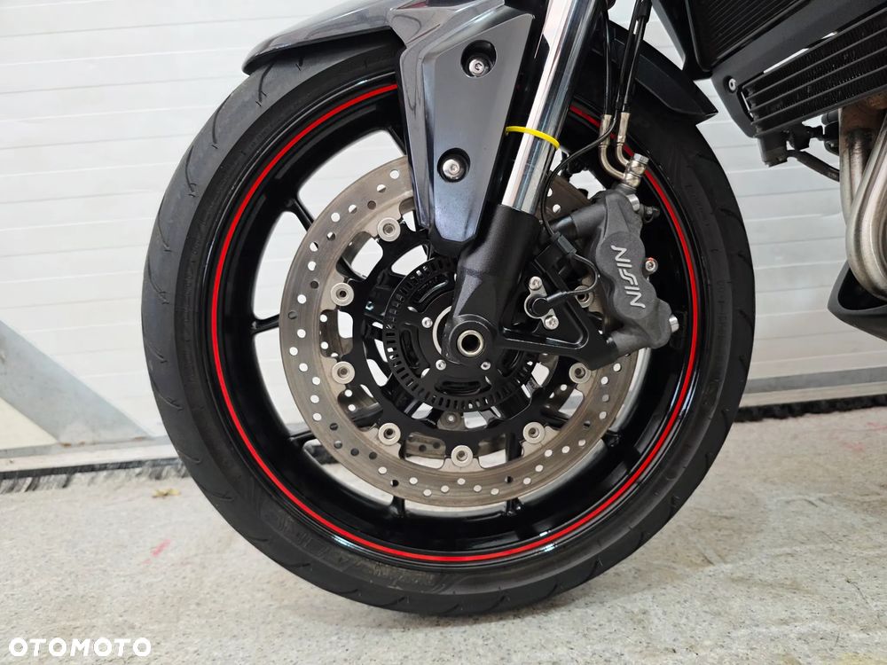 Triumph Tiger - 15