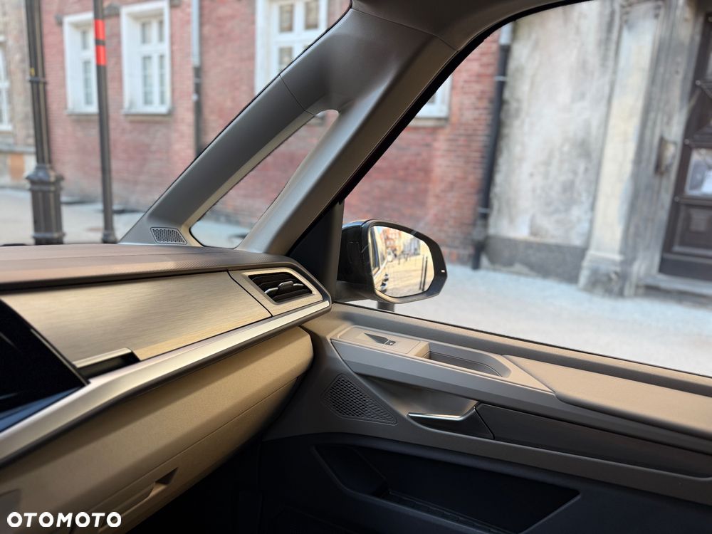 Volkswagen Multivan 2.0 TDI L2 Life DSG - 5