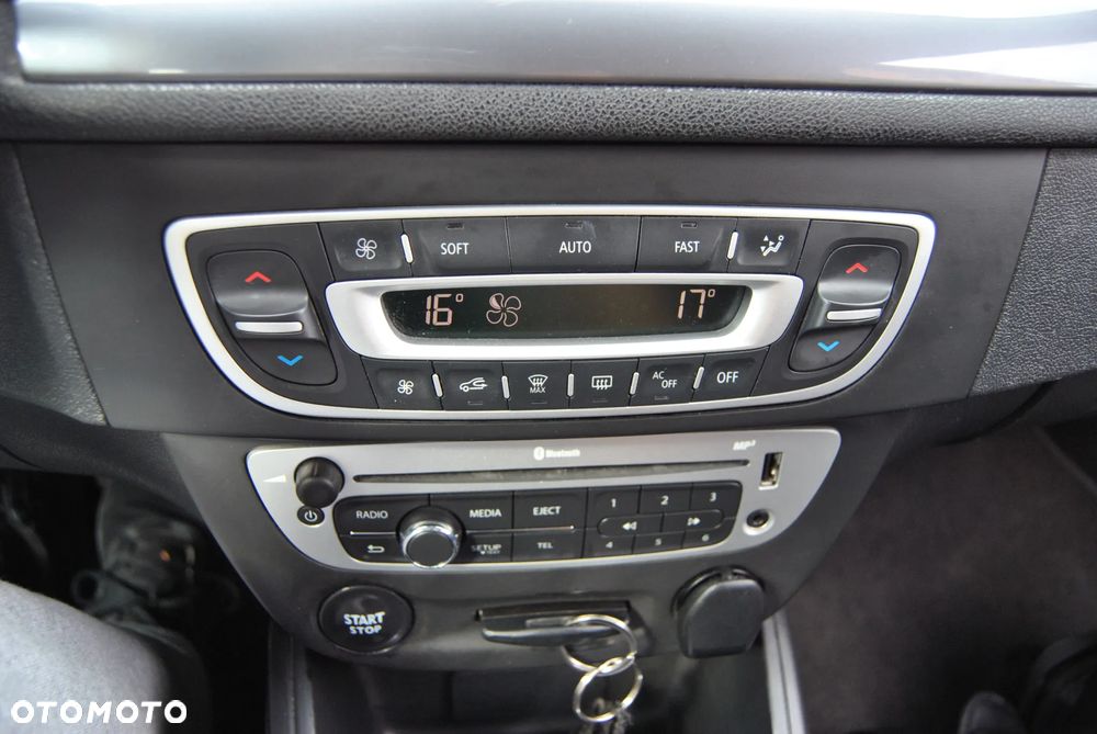 Renault Megane 1.6 16V Limited - 29