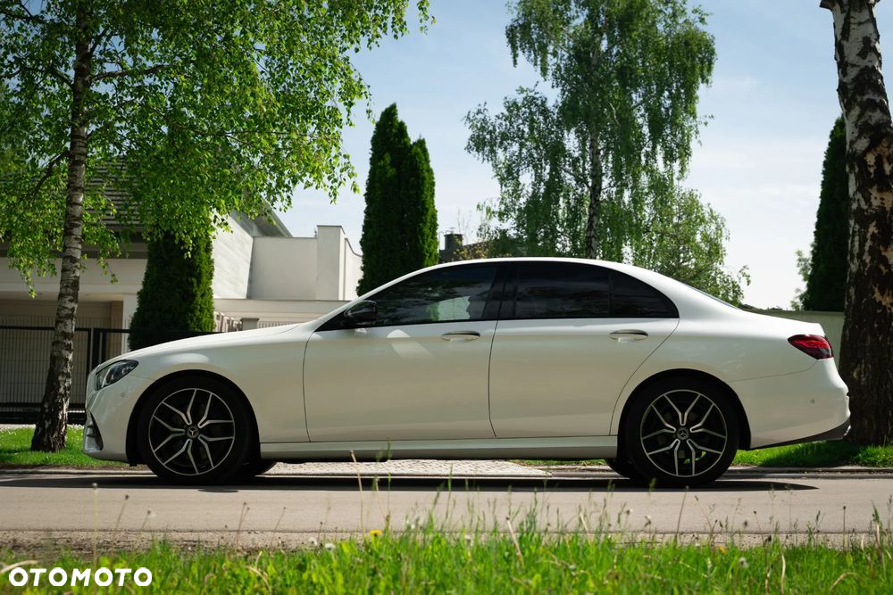 Mercedes-Benz Klasa E 220 d 4-Matic Business Edition - 11