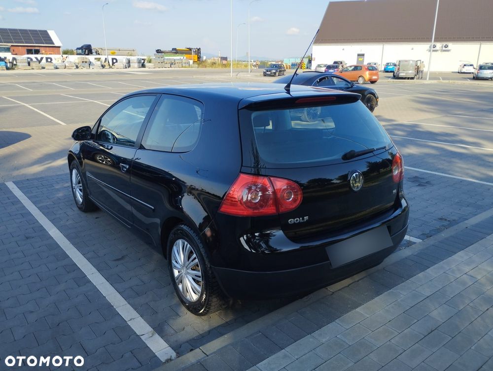 Volkswagen Golf 1.6 United - 9