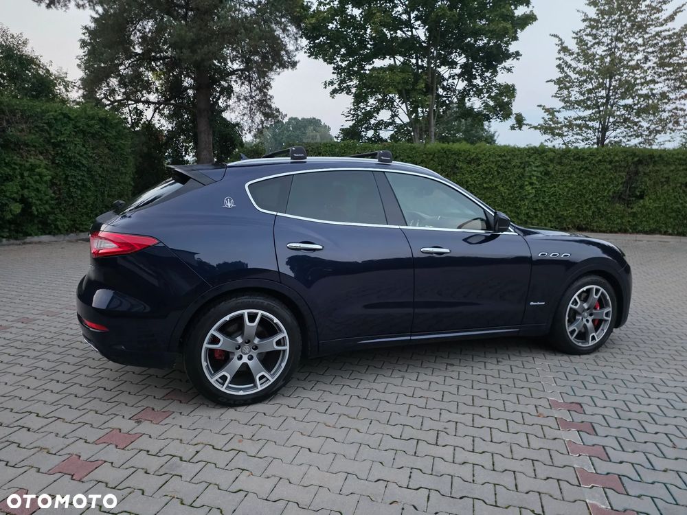 Maserati Levante S Q4 GranLusso - 10