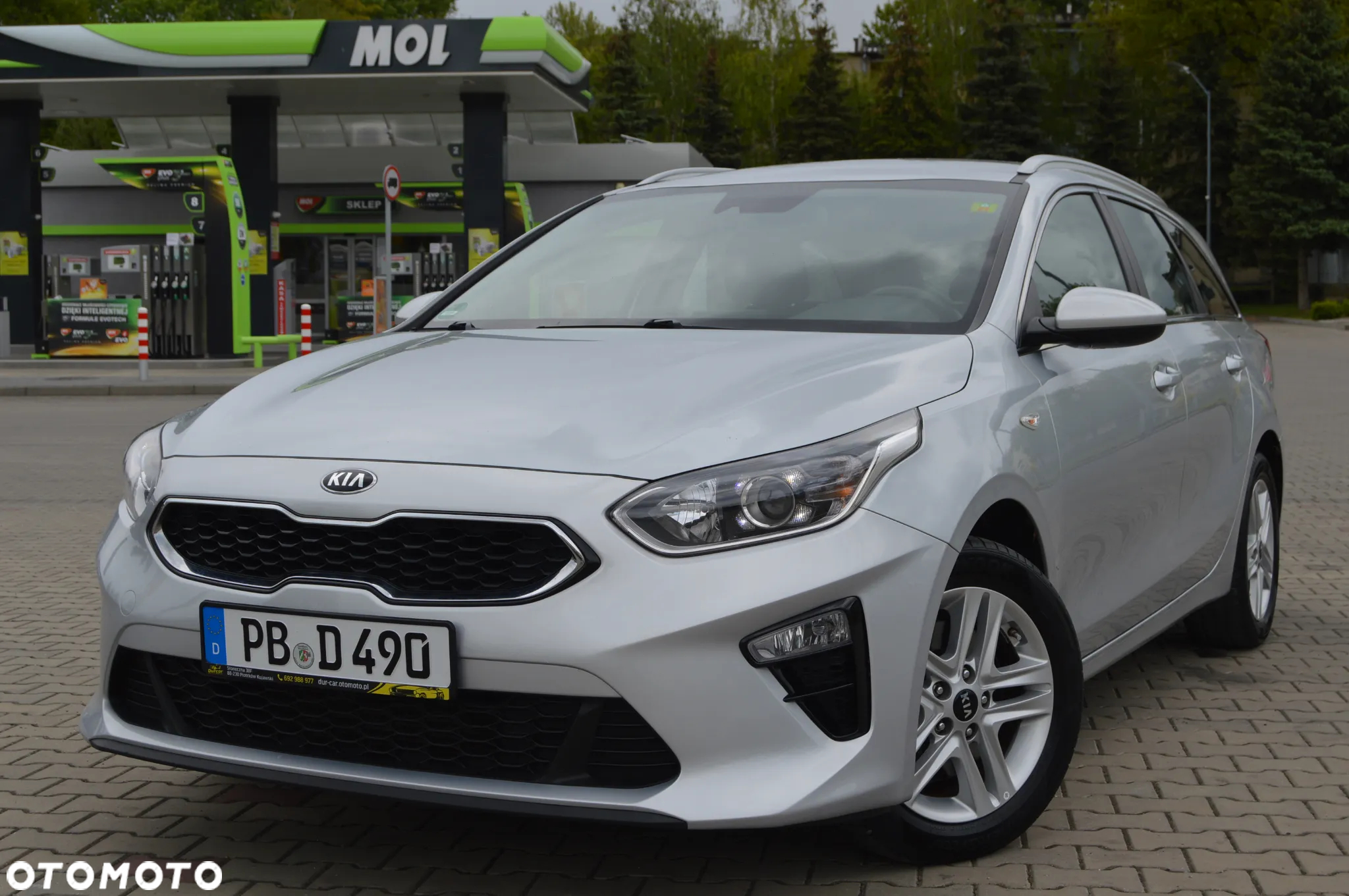Kia Ceed 1.0 T-GDI SW ISG Platinum Edition - 9
