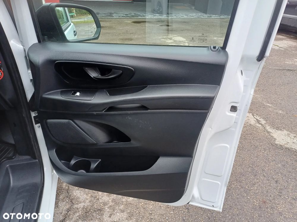 Mercedes-Benz Vito - 27