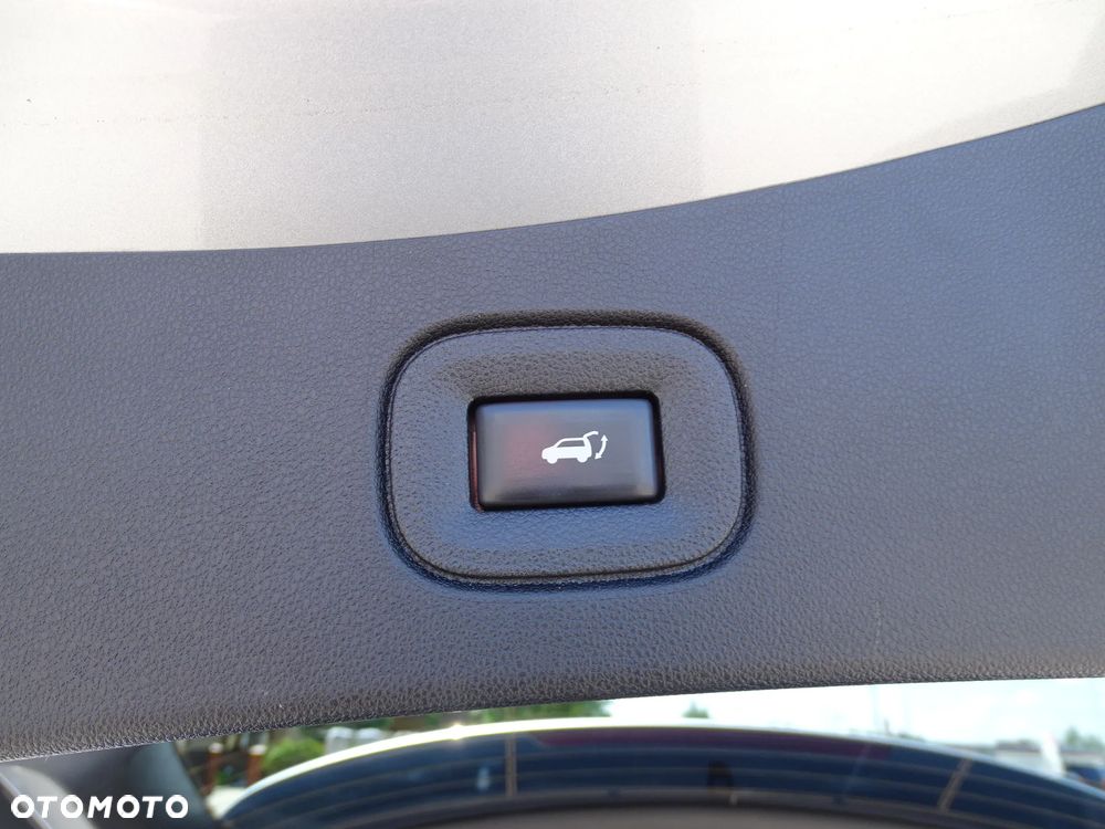 Renault Koleos 2.0 Blue dCi Initiale Paris 4x4 X-Tronic - 13