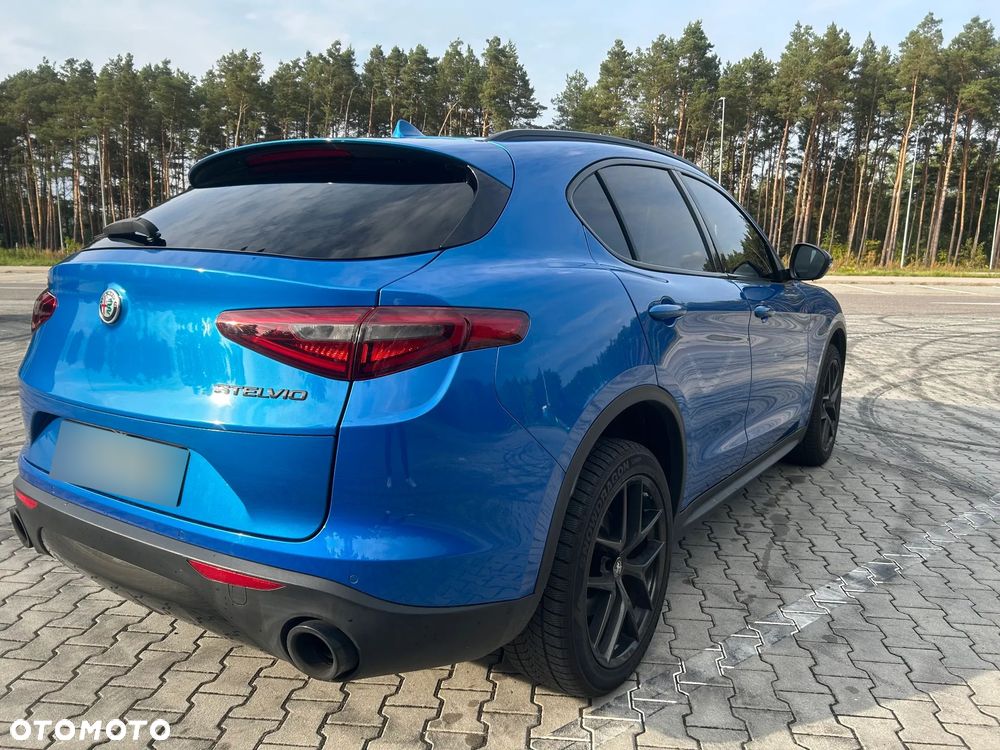 Alfa Romeo Stelvio 2.0 Turbo 16V AT8-Q4 Sprint - 31