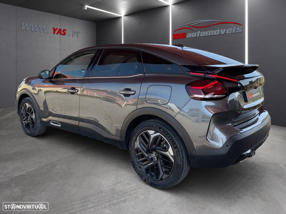 Citroën C4 1.2 PureTech Shine EAT8 - 17