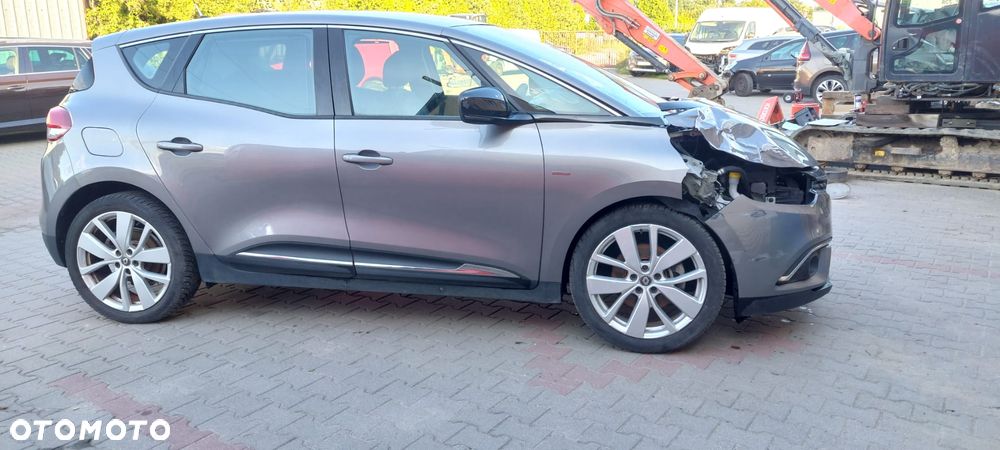 Renault Scenic - 7