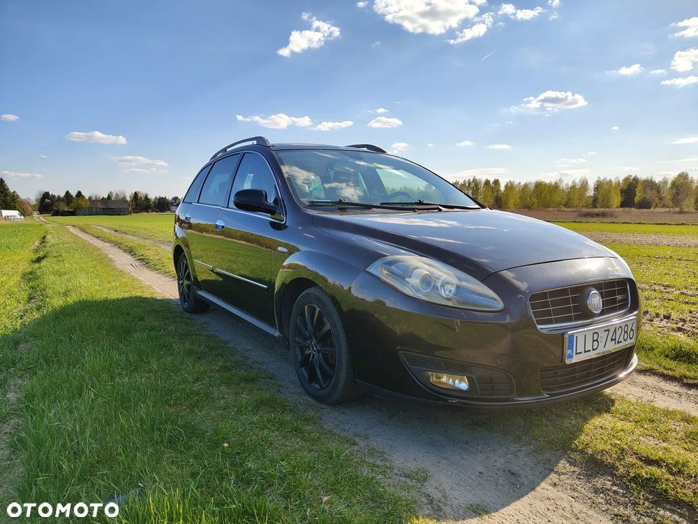 Fiat Croma 2.4 JTD Emotion - 1