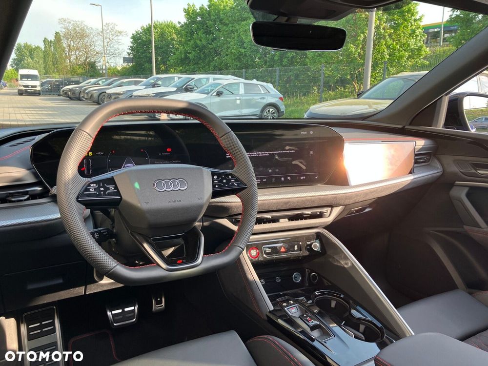 Audi Q5 Sportback - 11