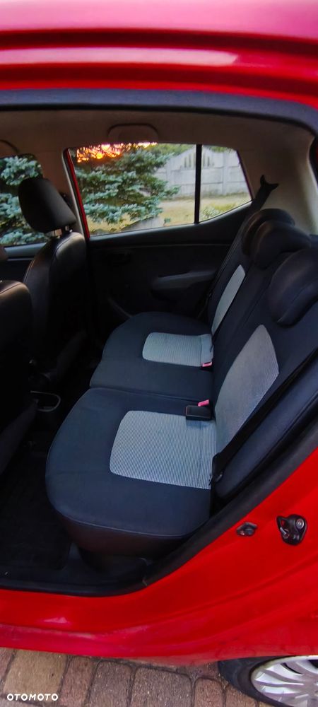 Hyundai i10 1.1 Base - 4