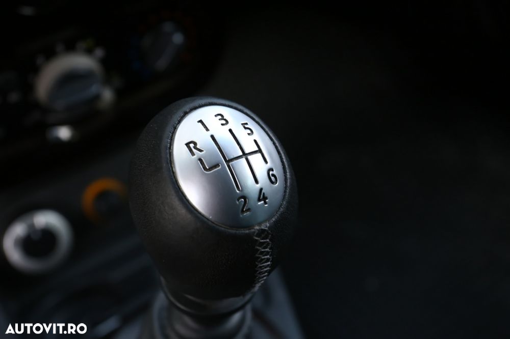 Dacia Duster 1.5 dCi 4x4 Prestige - 18