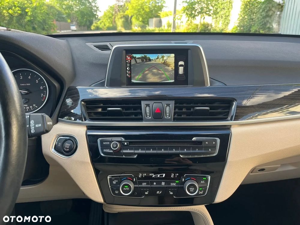 BMW X1 - 16
