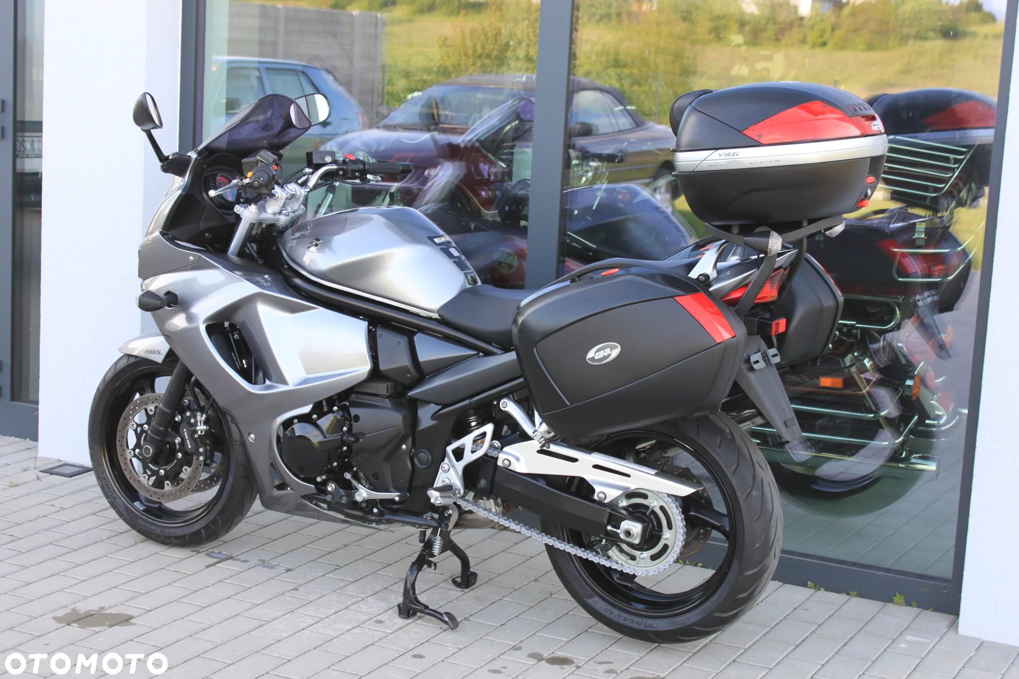 Suzuki GSX - 40