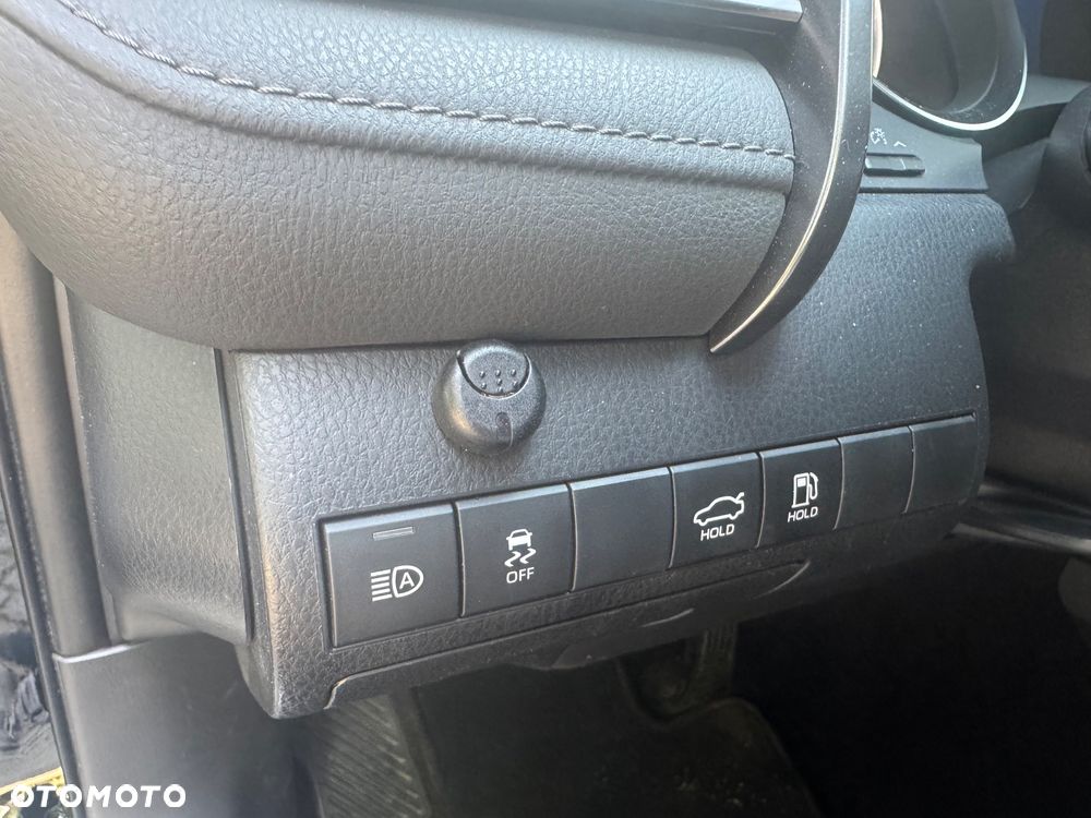 Toyota Camry 2.5 Hybrid Executive CVT - 15